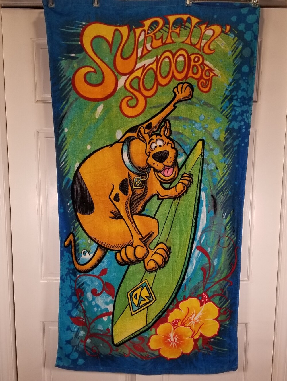 Scooby Doo Surfin' Scooby Beach Towel 28"x 55" 2010 Hanna Barbera Swimming